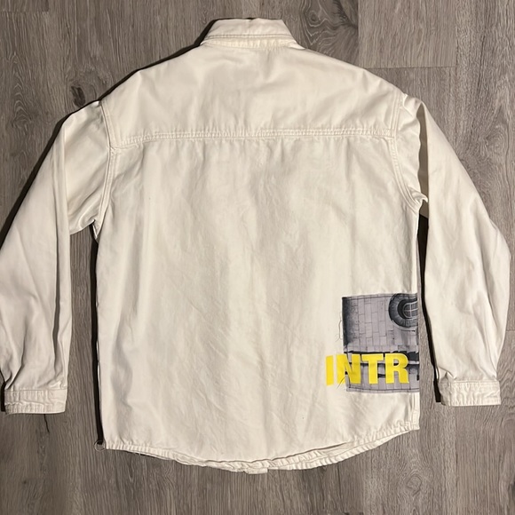WORN ONCE! Zara Cream Jean Jacket - Picture 2 of 3